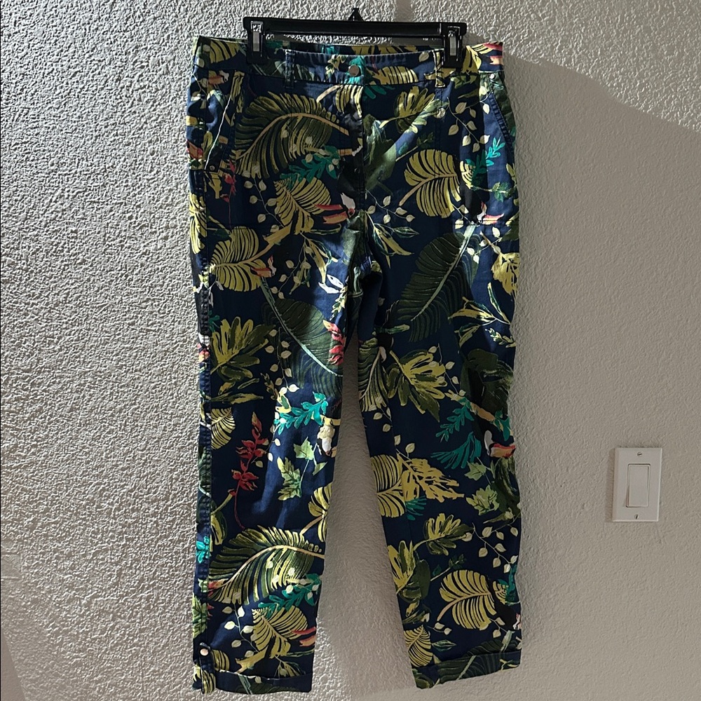 Chico's Multicolor Tropical Print Women’s Chinos